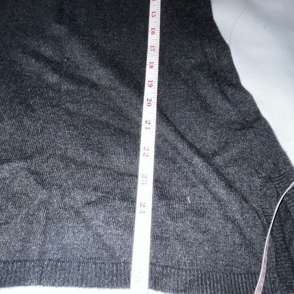 Michael Michael Kors V Neck Sweater Sequin Detail Around Neck Line Size Medium - Picture 8 of 9